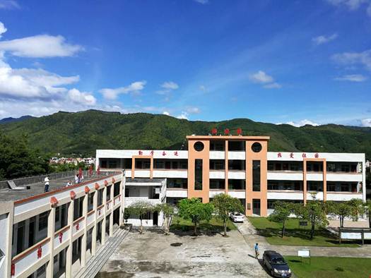 扶贫简报54:上义镇招元村大力发展光伏发电扶