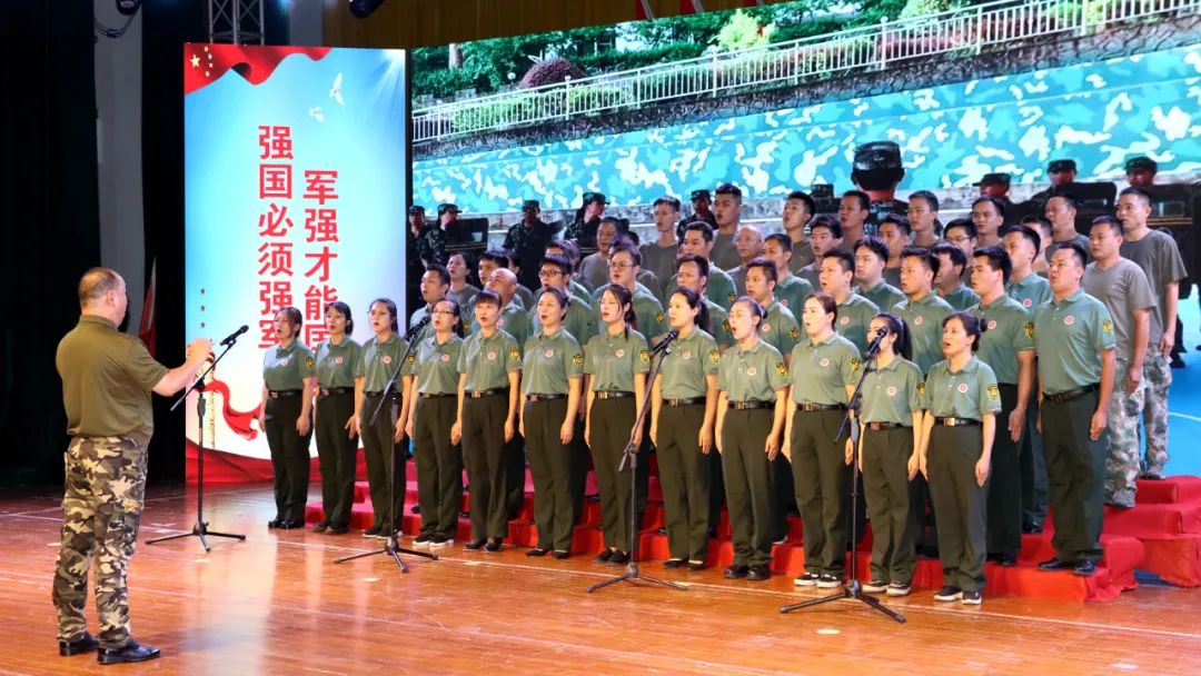 紫金县举行纪念延安双拥运动80周年暨庆祝“八一”建军节军民联欢文艺晚会