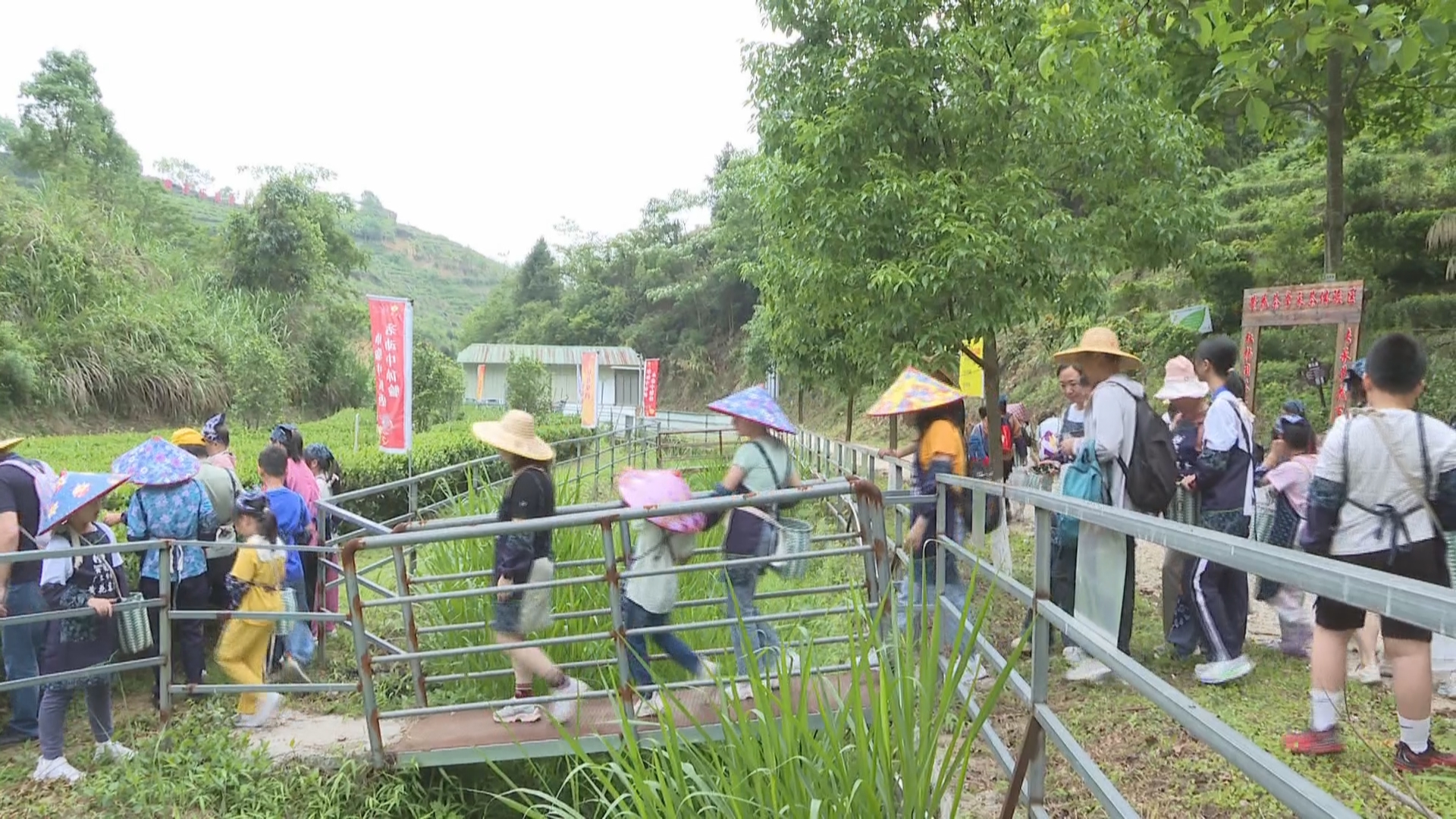 国庆假期消费升温<br/>紫金特产“烟火气”十足